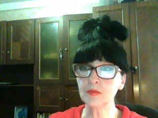 Емитувани слики од екранот DesireQueen