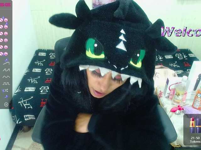 Емитувани слики од екранот deviblack