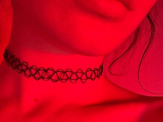 Еротски видео разговор DevilishDoll