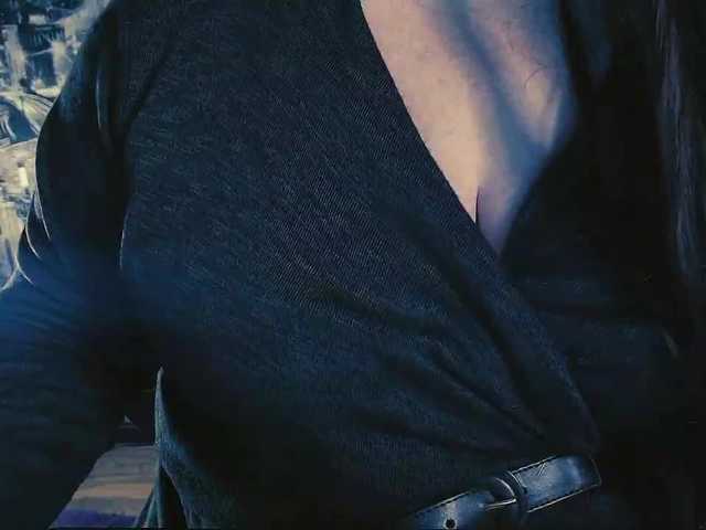 Емитувани слики од екранот DianaSexxx