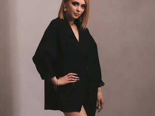 Еротски видео разговор Dillza