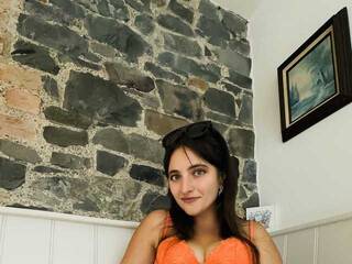 Еротски видео разговор DInaraXRose