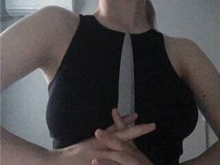 Еротски видео разговор Crystalheart