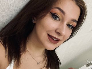 Еротски видео разговор Disha-Lee