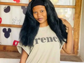 Еротски видео разговор Djamillah