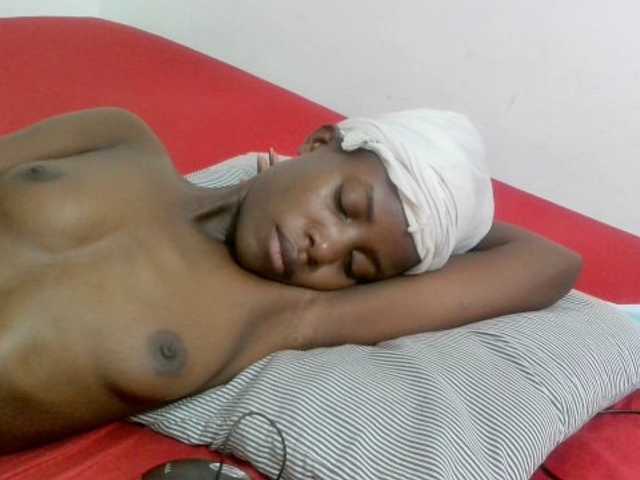 Емитувани слики од екранот Dolcedulce