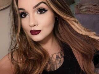 Еротски видео разговор Doll4Sir