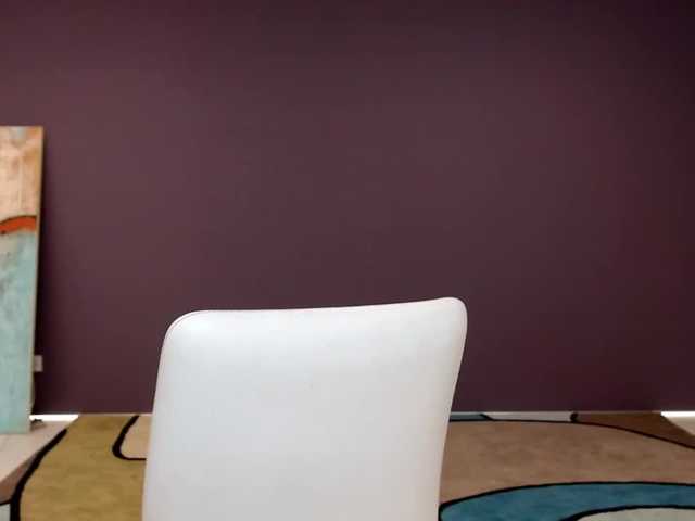 Емитувани слики од екранот dominatricks