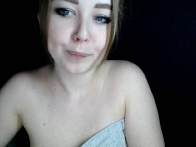 Емитувани слики од екранот -KItIn-