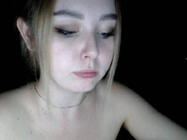 Емитувани слики од екранот -KItIn-