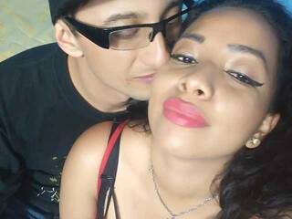 Еротски видео разговор DreamTeachFlame