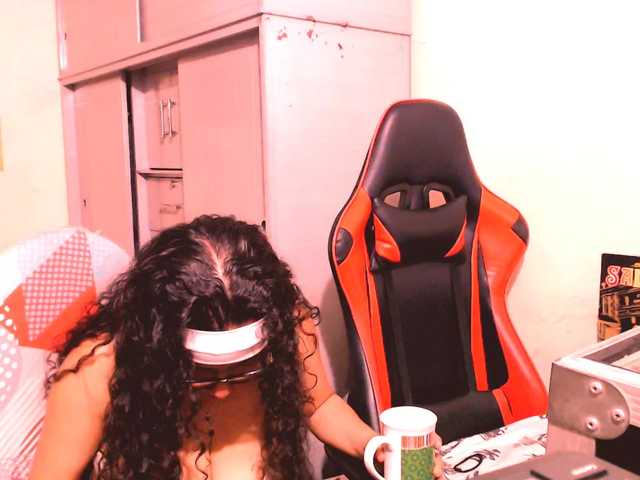 Емитувани слики од екранот DreamTeachFlame