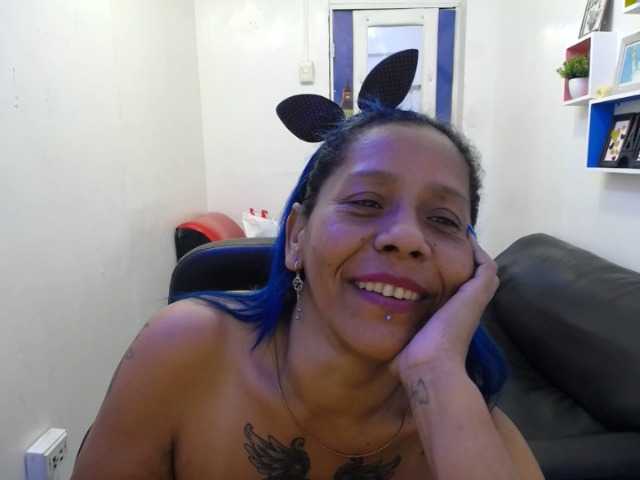 Емитувани слики од екранот dulcecandyx