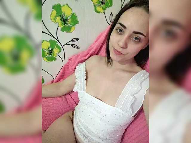 Емитувани слики од екранот E1eanorEusTacias
