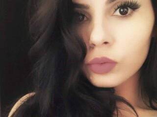 Еротски видео разговор EaseAce