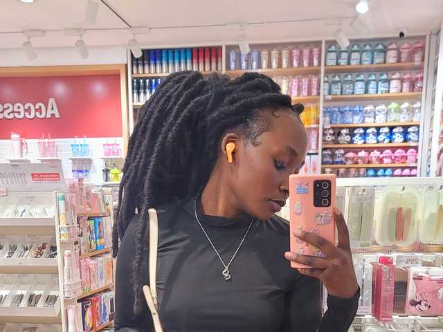 Фотографија на профилот Ebonycutelyn