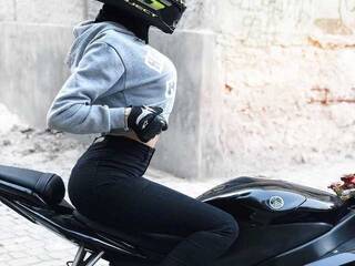 Еротски видео разговор Ebonyliliana