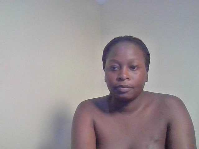 Емитувани слики од екранот ebonyprinces