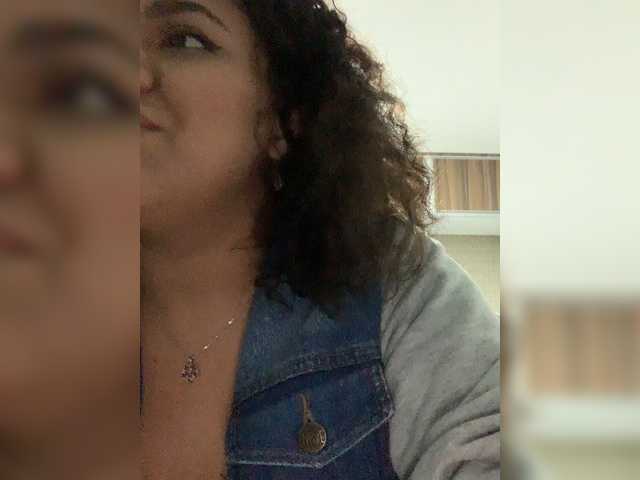 Емитувани слики од екранот Eli-rosse