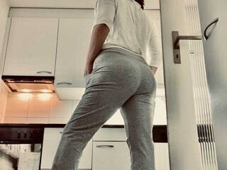 Еротски видео разговор Elieen2