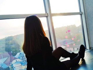 Еротски видео разговор Elinao