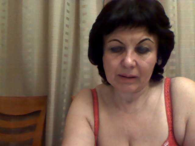 Емитувани слики од екранот ElizzaBelise