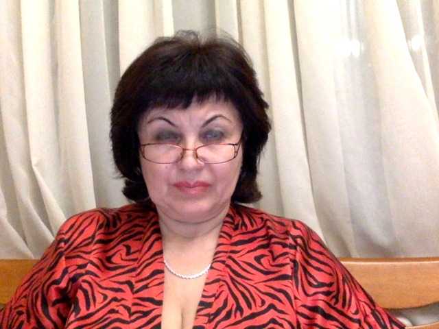 Емитувани слики од екранот ElizzaBelise