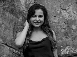 Еротски видео разговор EllaNice