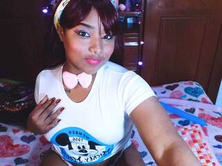 Еротски видео разговор ellieDverall