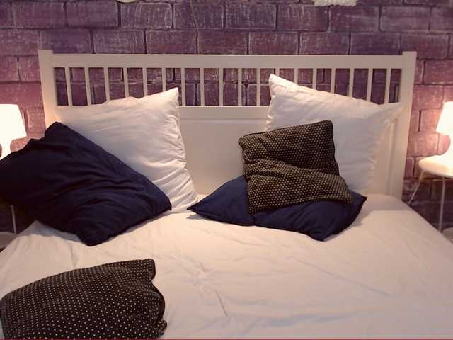 Емитувани слики од екранот Ellisqueen