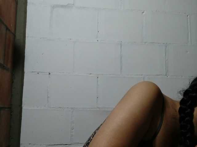 Емитувани слики од екранот emeraldtorres