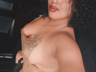 Еротски видео разговор Emha-Lopez