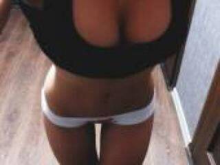 Еротски видео разговор emilidoll