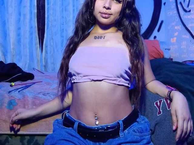 Фотографија на профилот Emily-bonnie