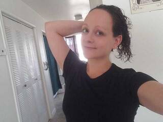 Еротски видео разговор Emily771