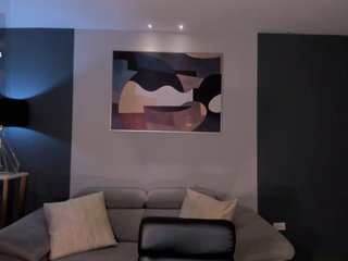 Еротски видео разговор EmilyArmstrong