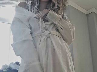 Еротски видео разговор Emilyfoxi