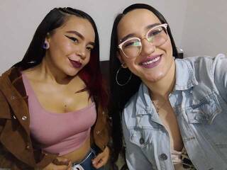 Еротски видео разговор Emma-Allison