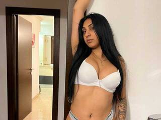 Еротски видео разговор EmmaHale