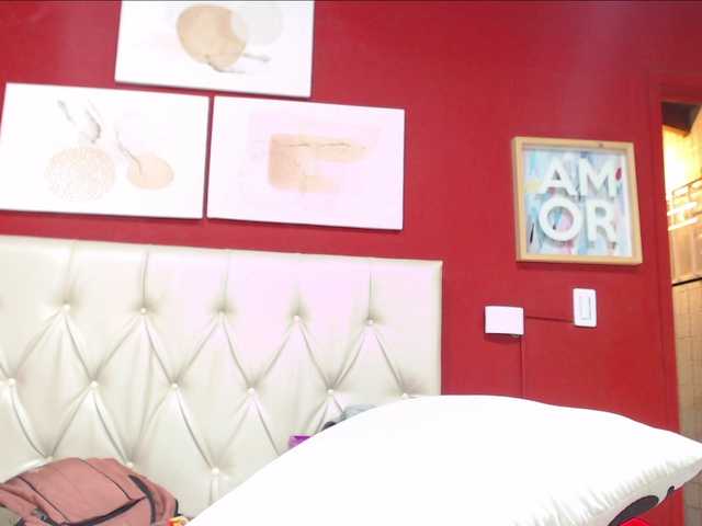 Емитувани слики од екранот EmmanuelleBBW