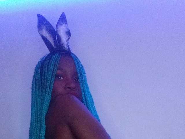 Фотографија на профилот emmilyhott