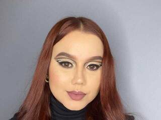 Еротски видео разговор Emyli-jackson