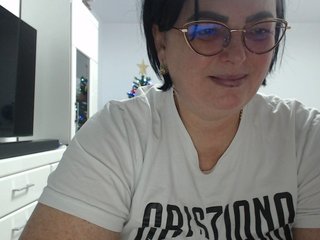 Еротски видео разговор Emyllywhite