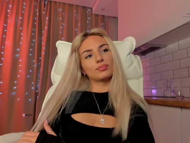 Емитувани слики од екранот EnlivenLuv