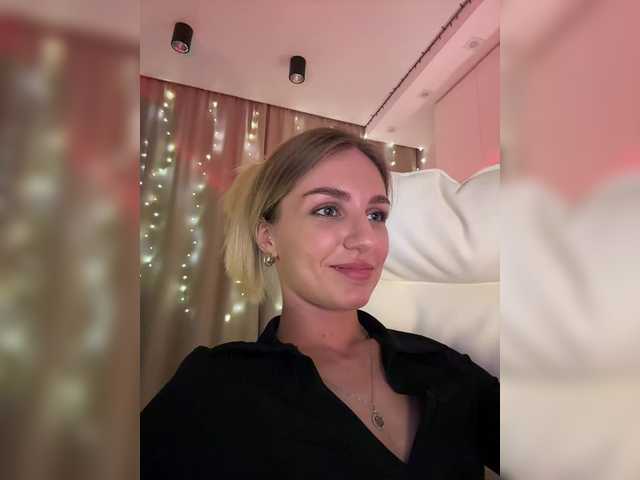 Емитувани слики од екранот EnlivenLuv