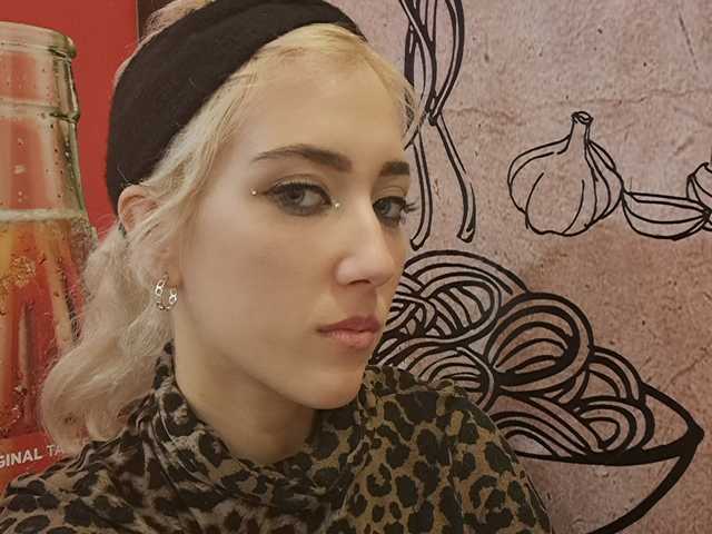 Фотографија на профилот eroticblondiee