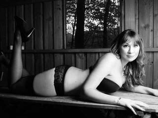 Еротски видео разговор Estelle66