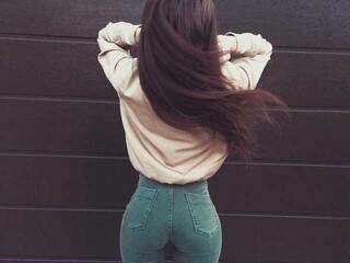 Еротски видео разговор EthelClark