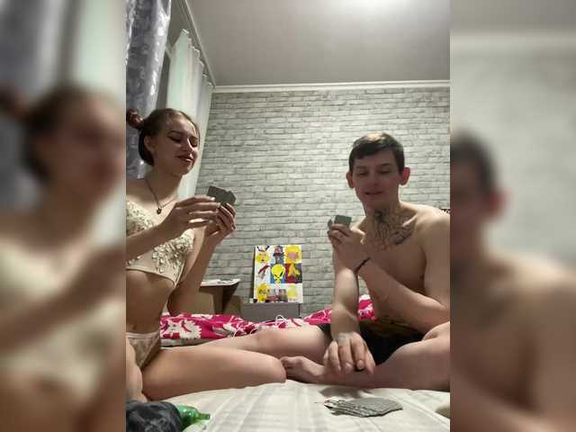 Секс без любви такой же пустой и нелепый, как любовь без секса.