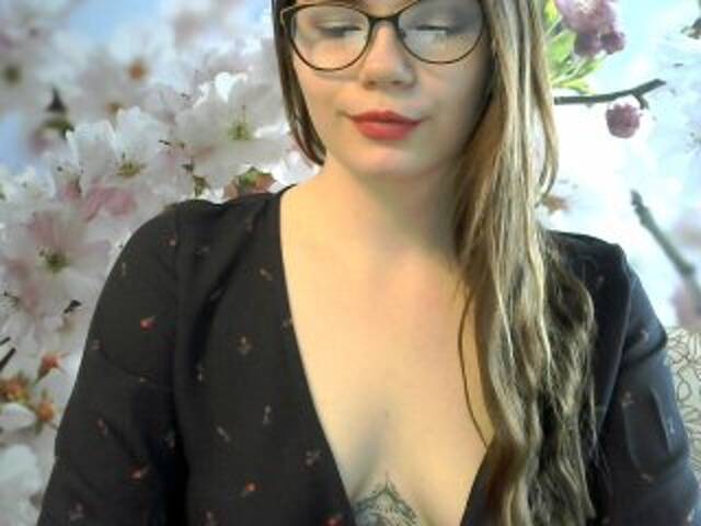 Емитувани слики од екранот Eustoma